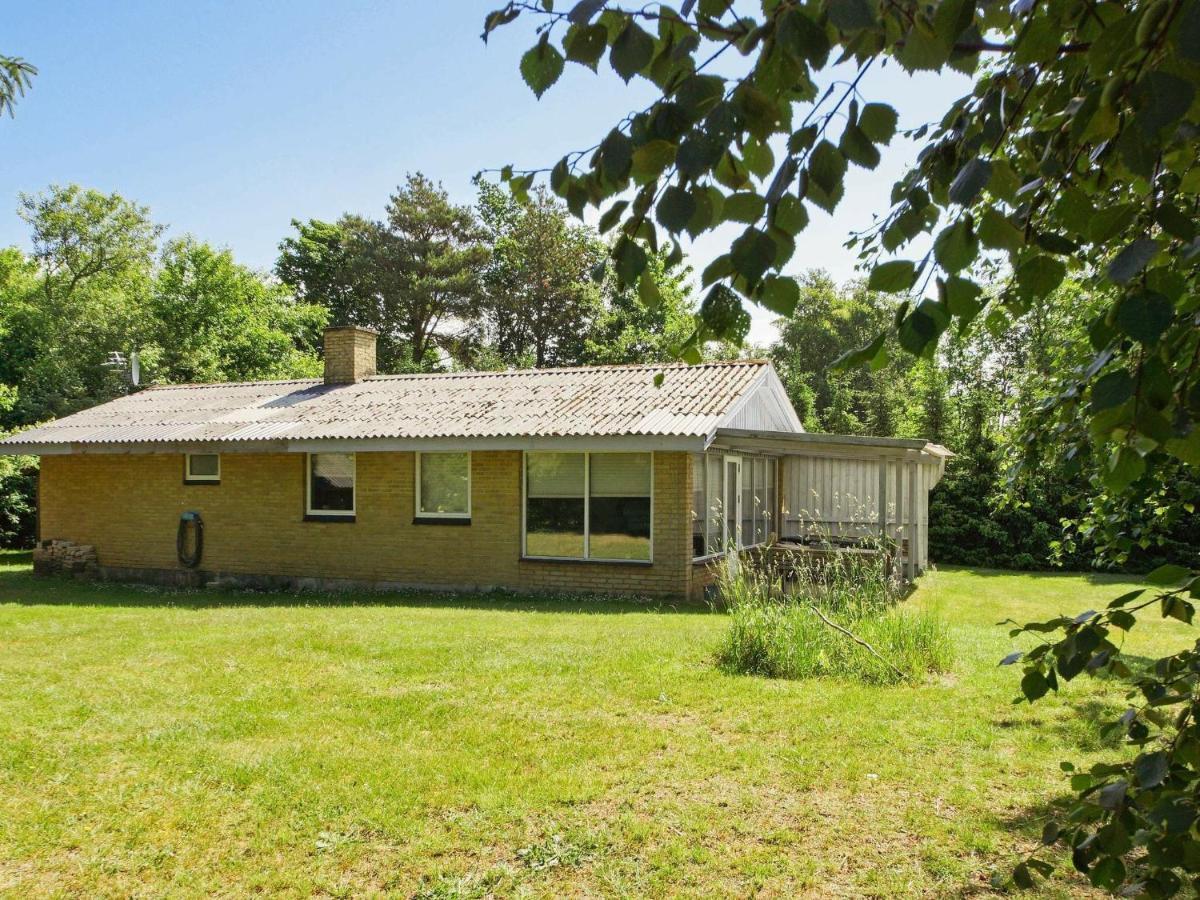 2 Person Holiday Home In Tarm Fjerbæk Exteriér fotografie